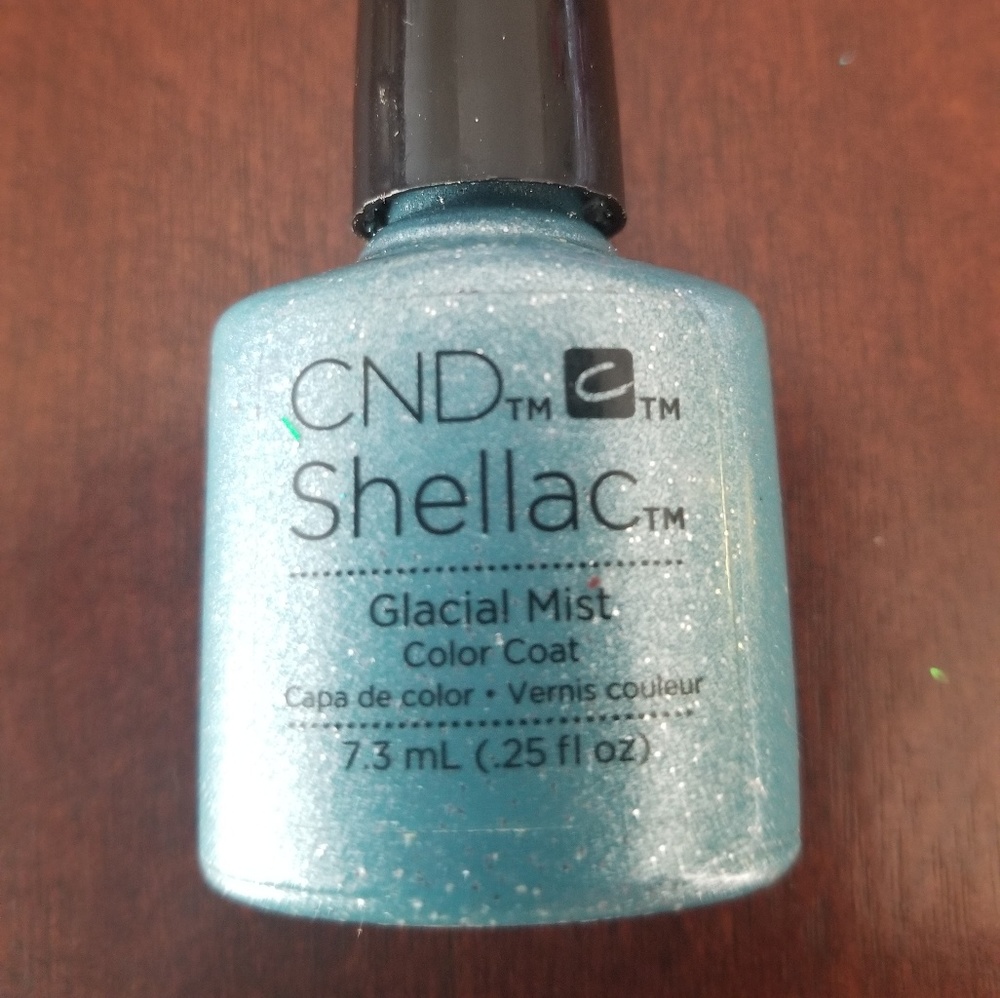 CND Shellac
